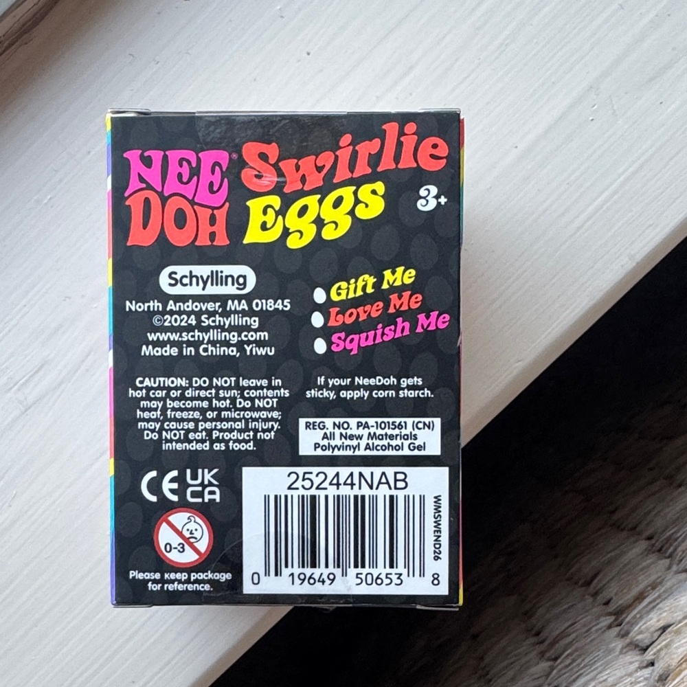 BNIB- Swirlie Eggs Purple & White Stress Egg - Squeeze Toy - Picture 3 of 6